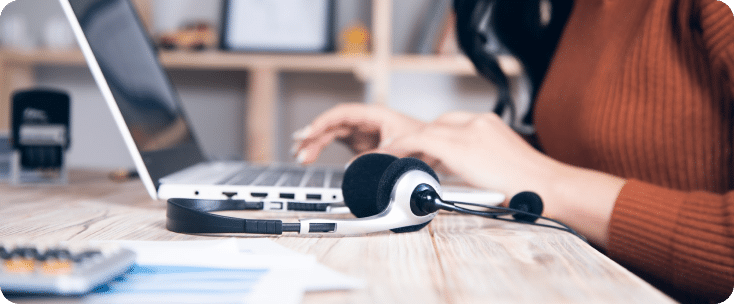 Frame 815349 Headphones in front of contact center service provider